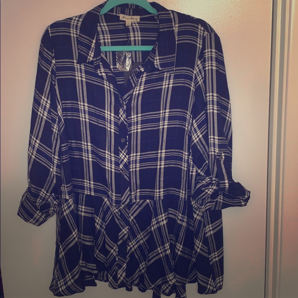 Soft plaid button down Jane and Delancey 1x